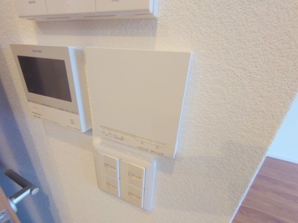 宝塚市雲雀丘２丁目のテラスハウス