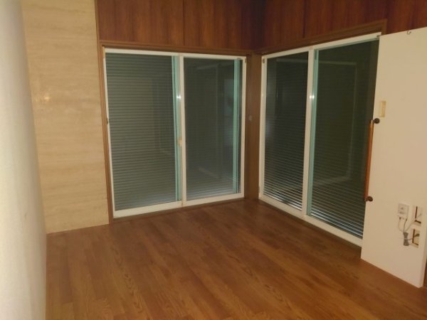 西宮市仁川百合野町の貸家