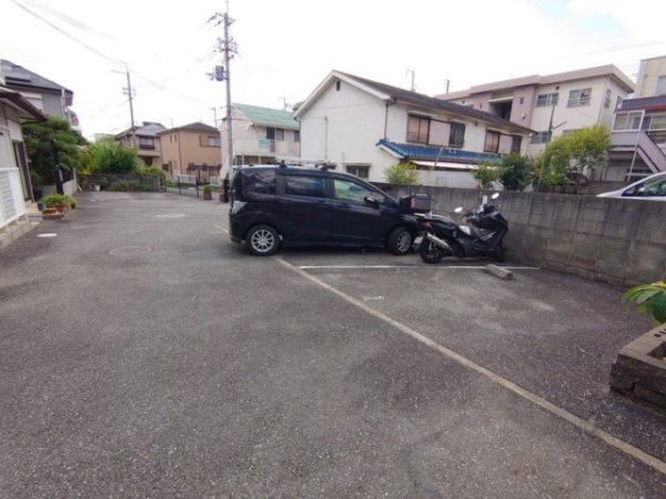 西宮市上大市１丁目のアパート