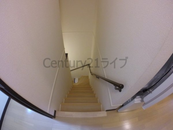 宝塚市山本東３丁目のアパート
