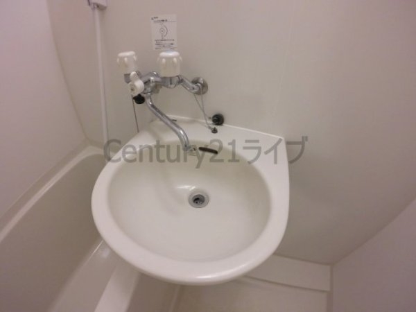 宝塚市山本東３丁目のアパート