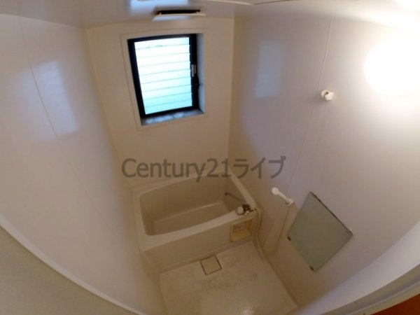 宝塚市川面１丁目のアパート