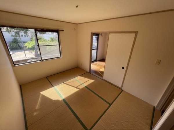 西宮市日野町のアパート