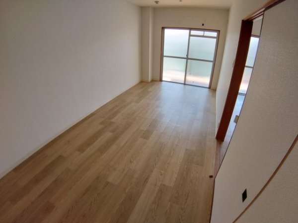 宝塚市口谷東１丁目のマンション