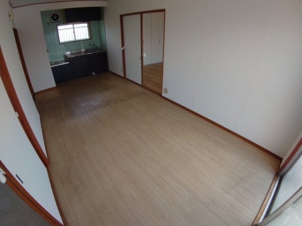 宝塚市口谷東１丁目のマンション