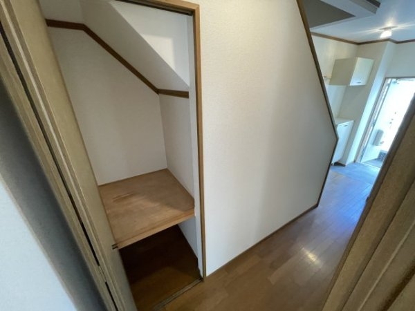 西宮市段上町５丁目のテラスハウス