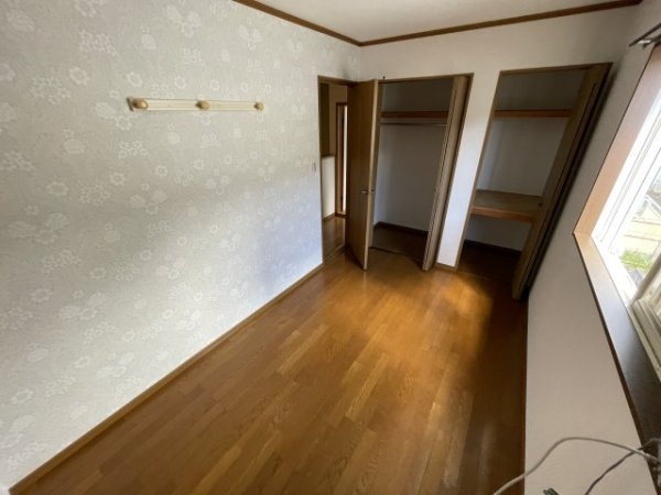 西宮市段上町５丁目のテラスハウス