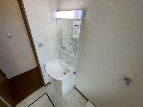西宮市段上町５丁目のテラスハウス