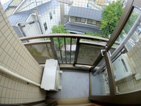 川西市小花２丁目のマンション