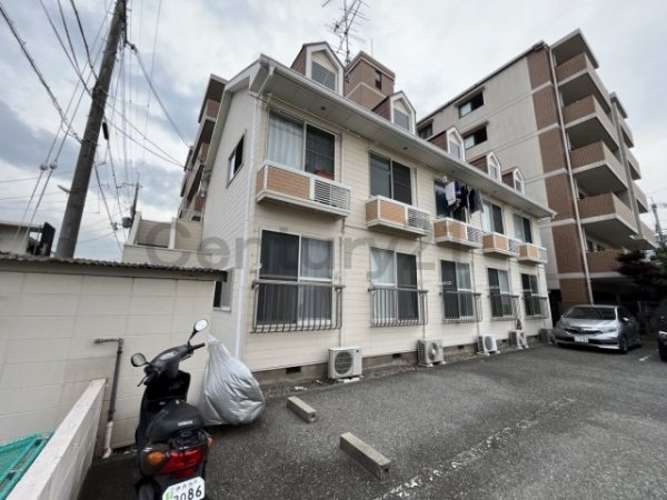西宮市門前町のアパート