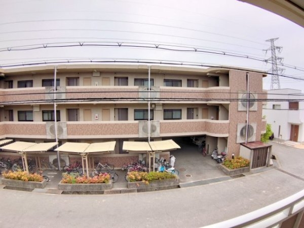 宝塚市安倉中５丁目のアパート
