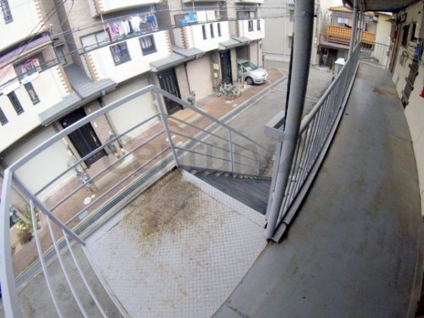 川西市加茂１丁目のアパート