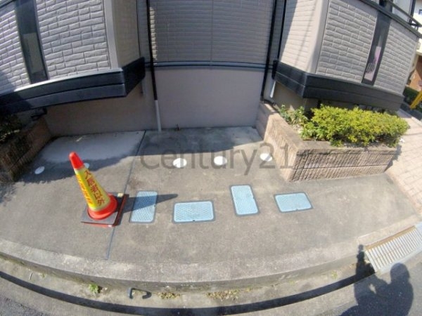 川西市栄根２丁目のアパート