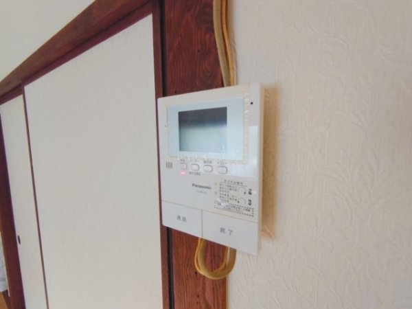伊丹市鴻池６丁目のアパート