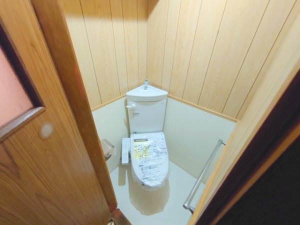 伊丹市鴻池６丁目のアパート