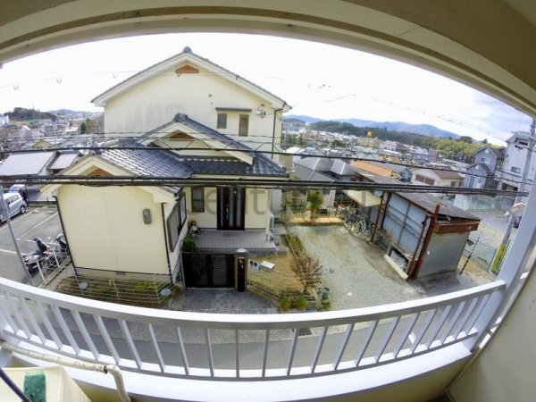 川西市山下町のアパート