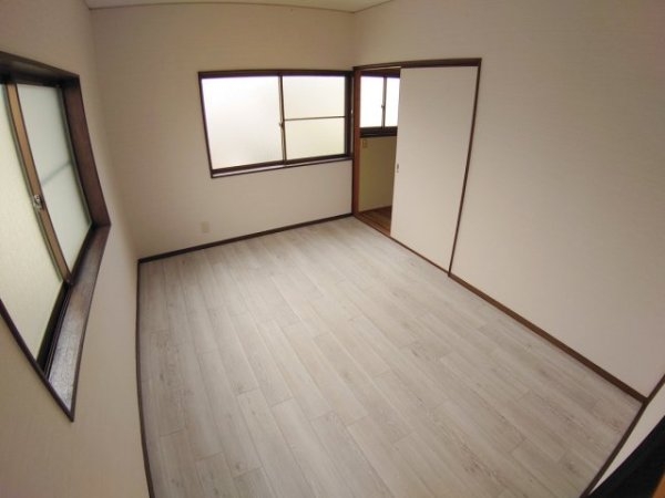 宝塚市安倉中３丁目の貸家