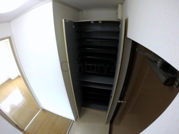 西宮市上甲東園２丁目のマンション