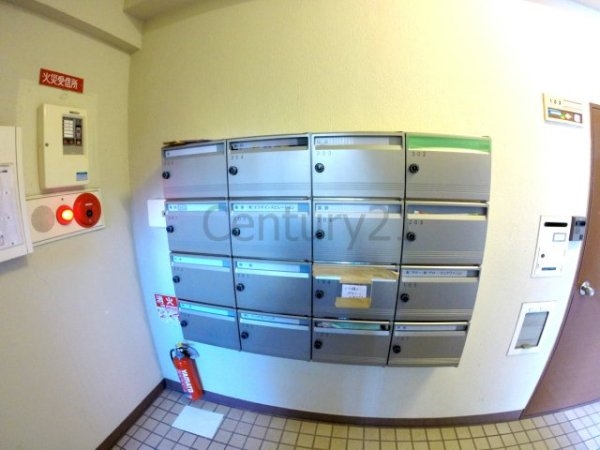 西宮市上甲東園２丁目のマンション