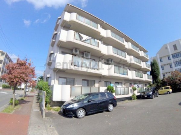 伊丹市荻野２丁目のマンション