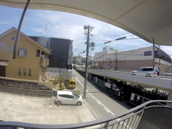 川西市大和西２丁目のマンション