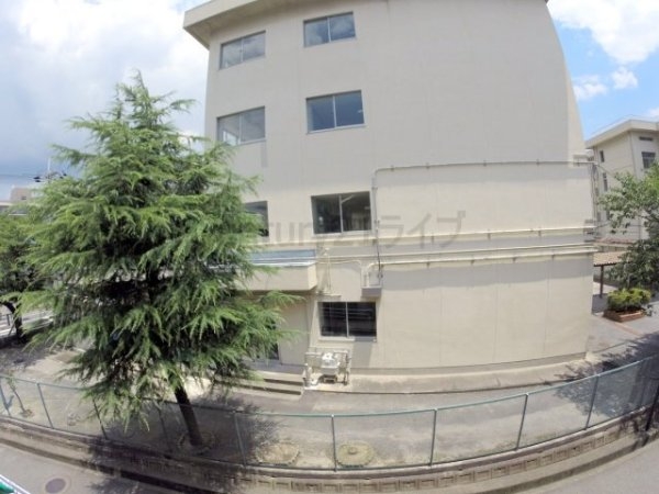 宝塚市末成町のマンション