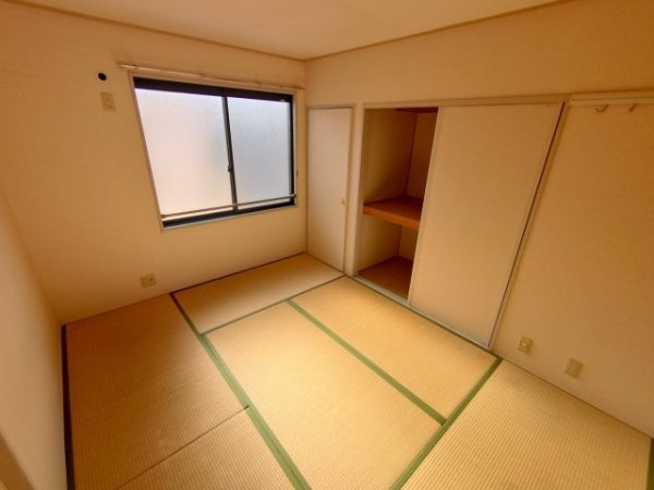 西宮市若山町のアパート