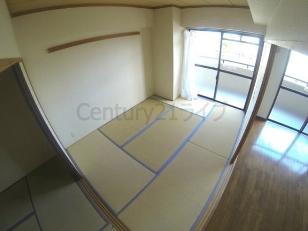 宝塚市安倉南３丁目のマンション
