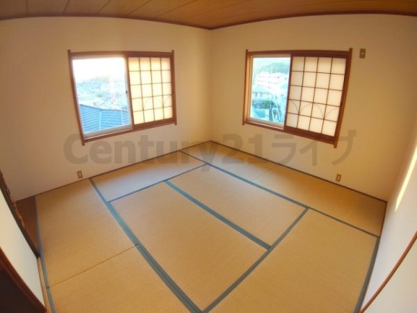 西宮市上ケ原山田町の貸家