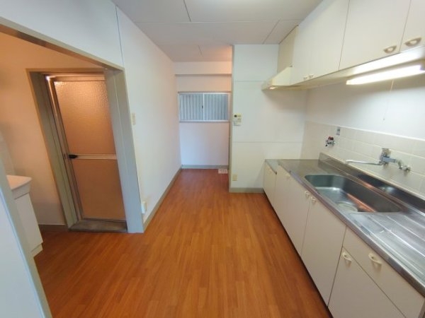 宝塚市小林２丁目のマンション