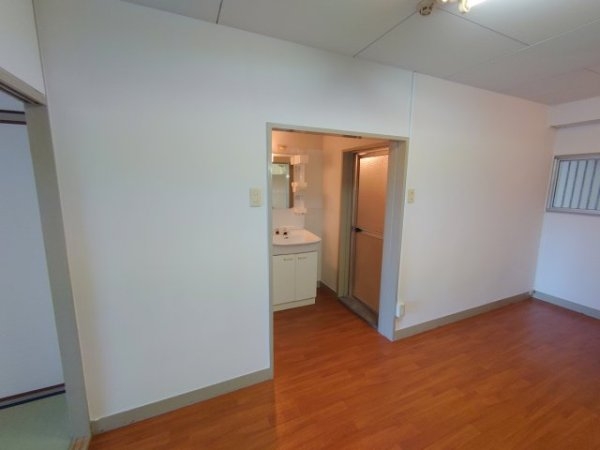宝塚市小林２丁目のマンション