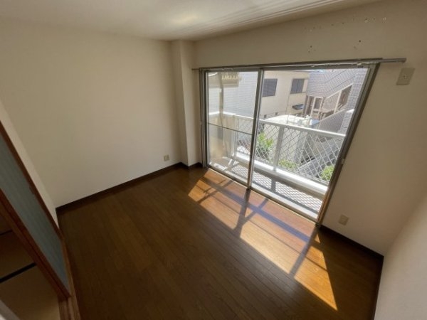 西宮市高木西町のマンション