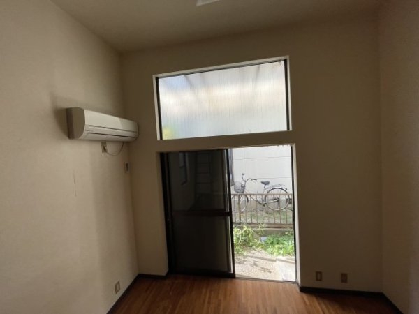西宮市上ケ原六番町のマンション