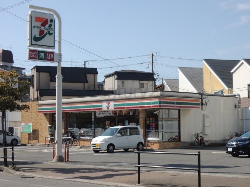西宮市段上町8丁目のアパート(セブン-イレブン西宮上大市5丁目店)