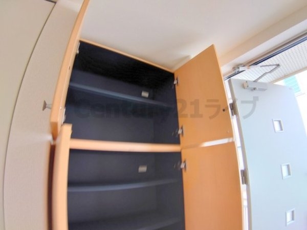 西宮市段上町８丁目のアパート