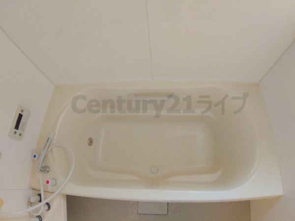 西宮市段上町８丁目のアパート
