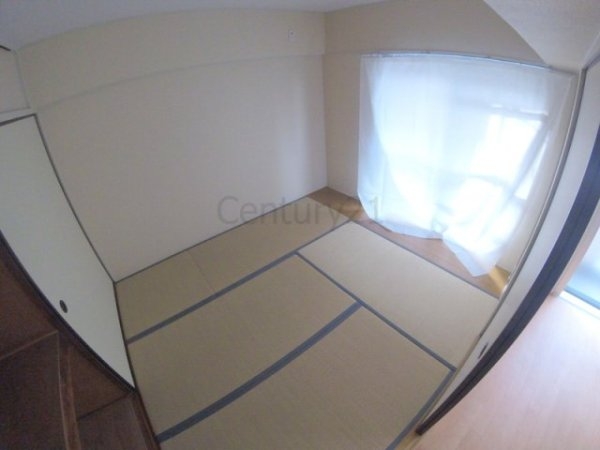 宝塚市野上６丁目のマンション