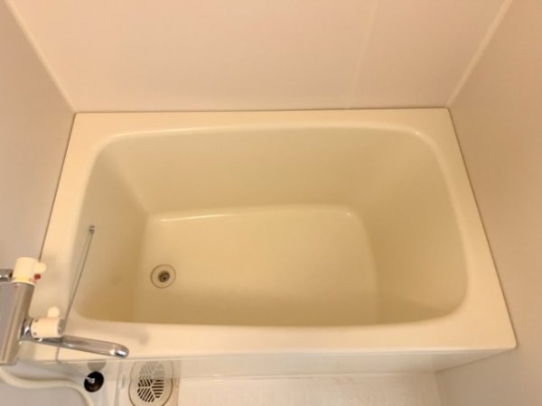 川西市笹部２丁目のマンション