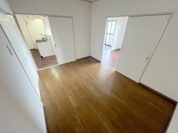 川西市笹部２丁目のマンション