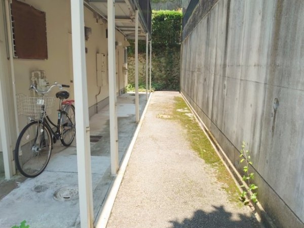宝塚市湯本町のアパート