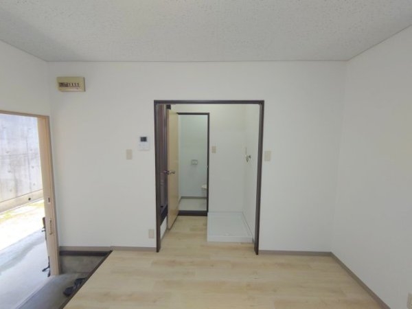 宝塚市湯本町のアパート