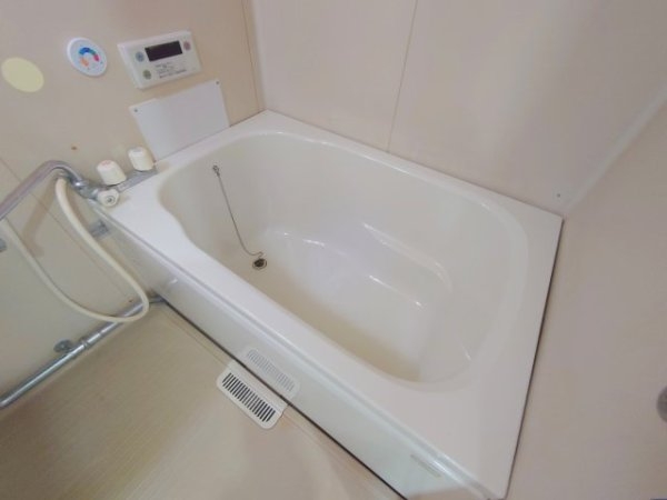 宝塚市湯本町のアパート