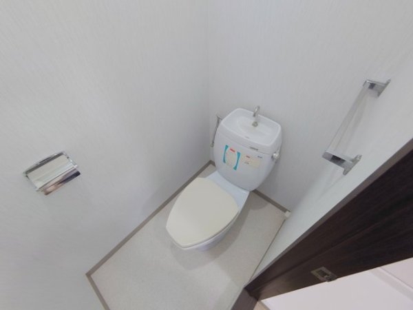 宝塚市湯本町のアパート