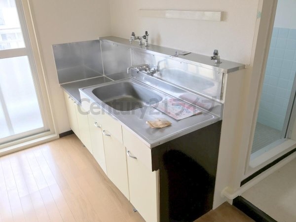 宝塚市安倉南３丁目のマンション