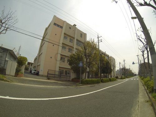 伊丹市池尻6丁目のアパート(伊丹市立池尻小学校)