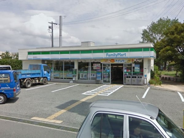 伊丹市池尻6丁目のアパート(ファミリーマート宝塚美幸町店)