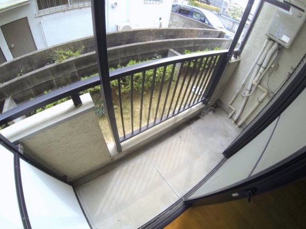 伊丹市池尻６丁目のアパート