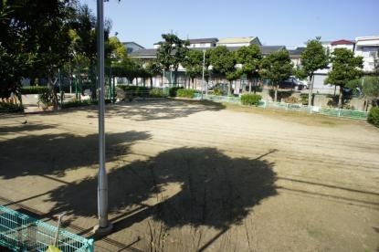 池田市空港1丁目のマンション(蛍池北公園)
