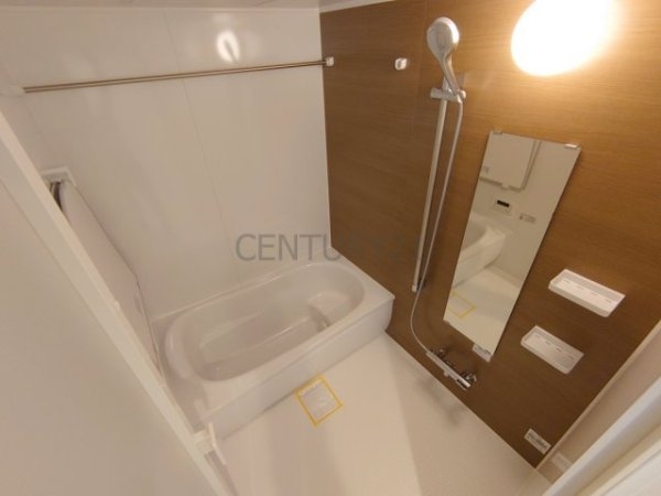 宝塚市すみれガ丘２丁目のマンション