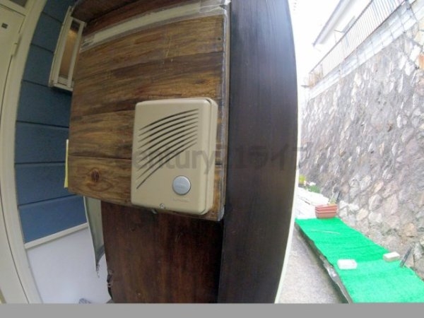 宝塚市花屋敷荘園１丁目のテラスハウス